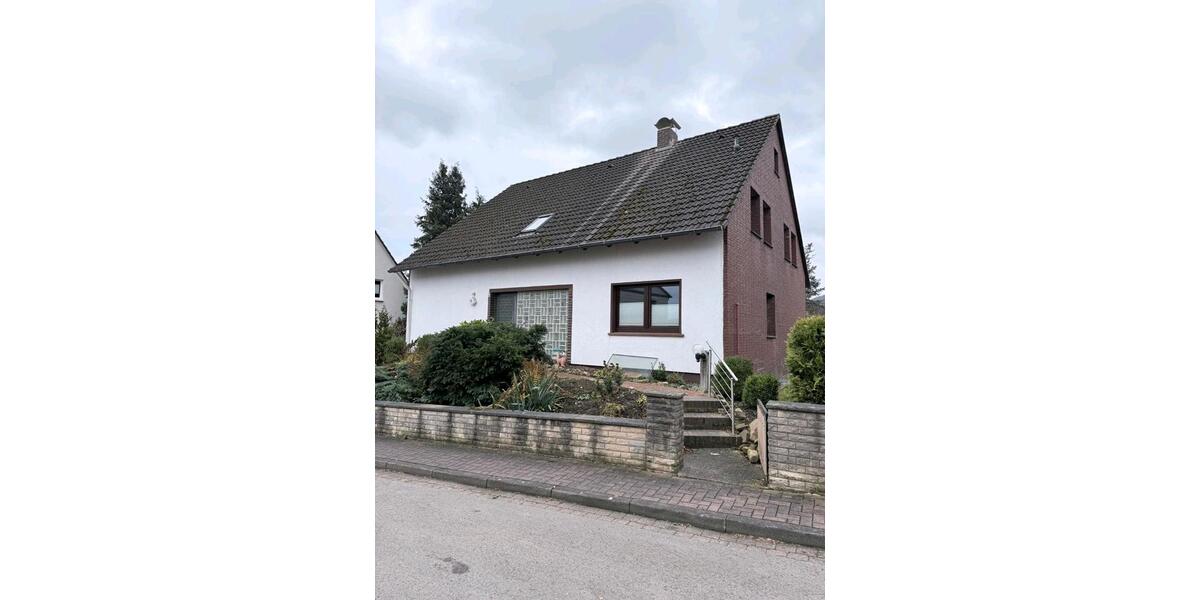Einfamilienhaus Coppenbrügge - 6 Zimmer, 180 m&sup2;, 350.000&euro; | Angebot:23874274
