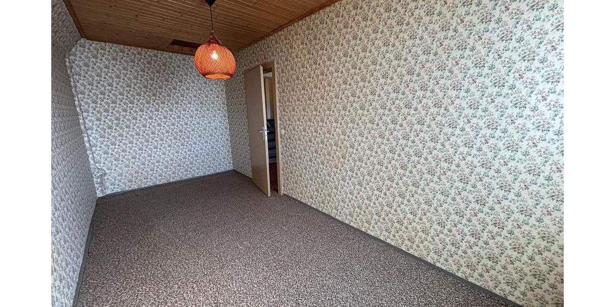 Einfamilienhaus Lehrte Ahlten - 8 Zimmer, 129 m&sup2;, 355.000&euro; | Angebot:25731751