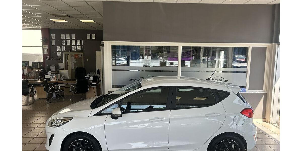 Ford Fiesta 9.672 km 11.990 &euro; Hannover 30419
