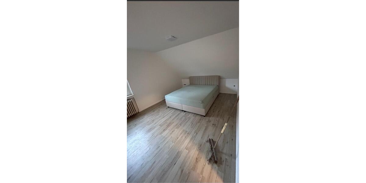 Etagenwohnung Alfeld (Leine) - 3 Zimmer, 83 m&sup2;, 700&euro; | Angebot:25919886