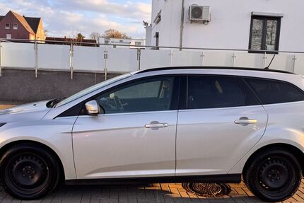 Ford Focus 320.755 km 3.900 &euro; Salzgitter-Lebenstedt 38226