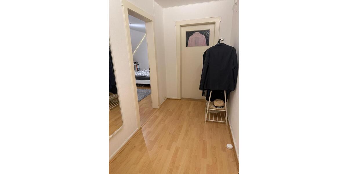 Dachgeschoßwohnung Hannover Bult - 1 Zimmer, 25 m&sup2;, 520&euro; | Angebot:26012811