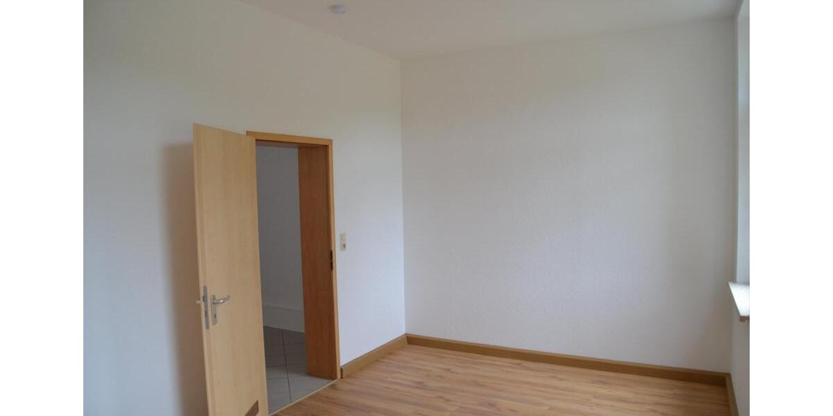 Erdgeschoßwohnung Delligsen - 3 Zimmer, 79 m&sup2;, 420&euro; | Angebot:25723867