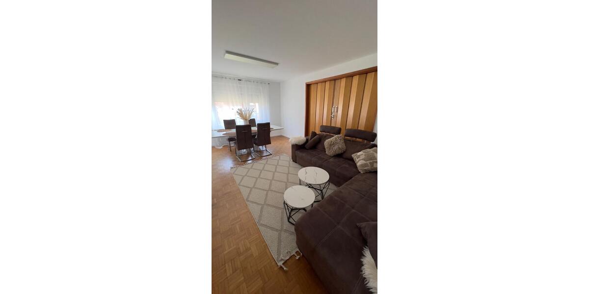 Erdgeschoßwohnung Lengede - 4 Zimmer, 86 m&sup2;, 860&euro; | Angebot:23693378