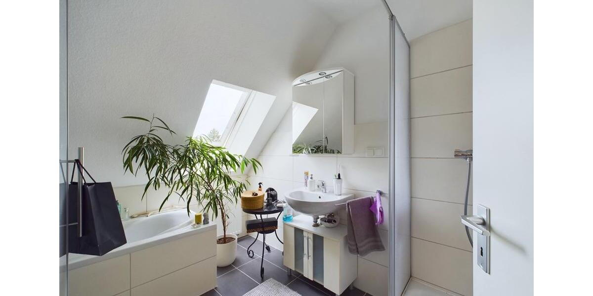 Dachgeschoßwohnung Alfeld (Leine) - 2 Zimmer, 63 m&sup2;, 899&euro; | Angebot:25943341