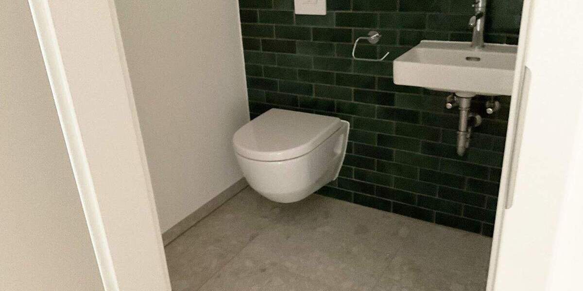 Etagenwohnung Hannover Döhren - 4 Zimmer, 125 m&sup2;, 1.750&euro; | Angebot:25665171