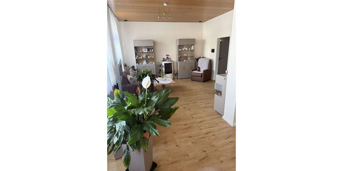 Mehrfamilienhaus, Wohnhaus Sehnde - 8 Zimmer, 185 m&sup2;, 670.000&euro; | Angebot:25770681