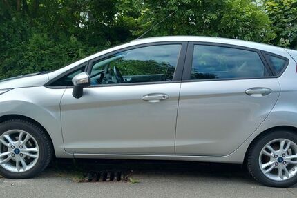 Ford Fiesta 141.000 km 5.700 &euro; Springe 31832