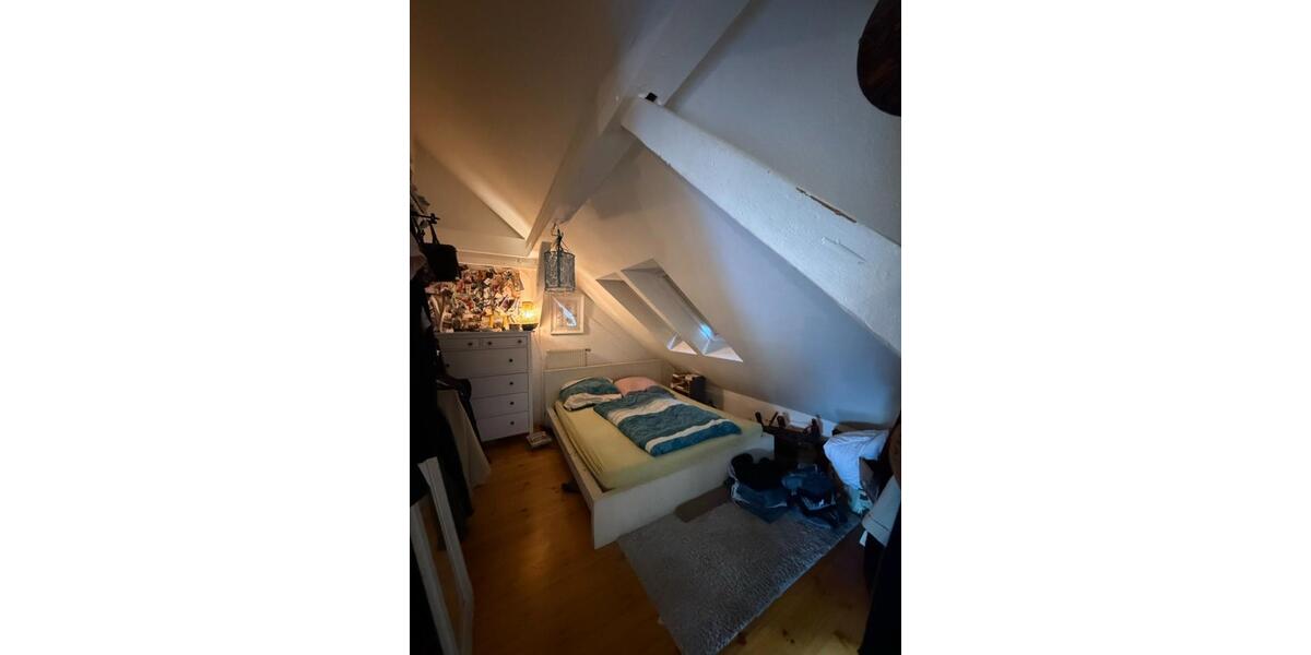 Dachgeschoßwohnung Hannover Linden-Limmer - 2 Zimmer, 70 m&sup2;, 950&euro; | Angebot:25820576