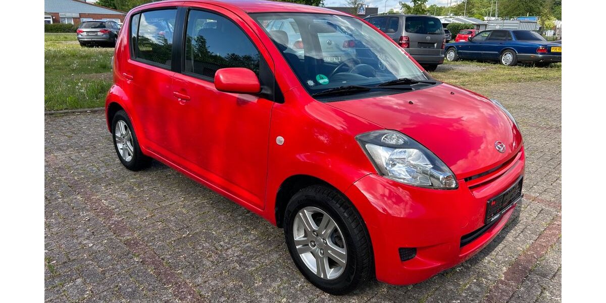Daihatsu Sirion 105.583 km 2.950 &euro; Salzgitter 38226
