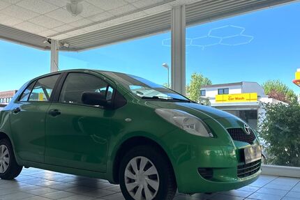 Toyota Yaris 131.000 km 3.990 &euro; Alfeld (Leine) 31061