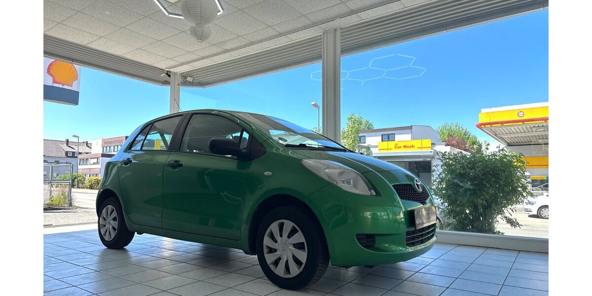 Toyota Yaris 131.000 km 3.990 &euro; Alfeld (Leine) 31061