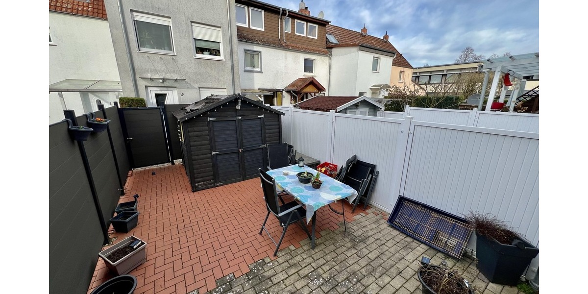 Wohnen mit Charme auf drei Ebenen - Reihenmittelhaus Sarstedt | Angebot:25948184