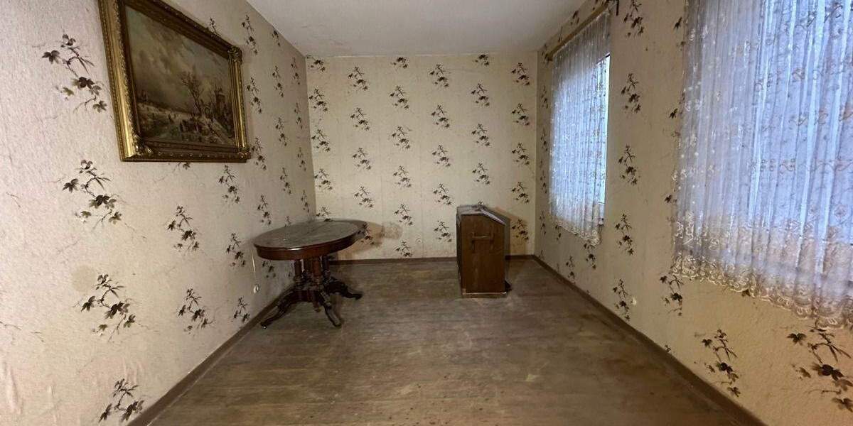 Einfamilienhaus Gronau - 6 Zimmer, 168 m&sup2;, 139.000&euro; | Angebot:25927985