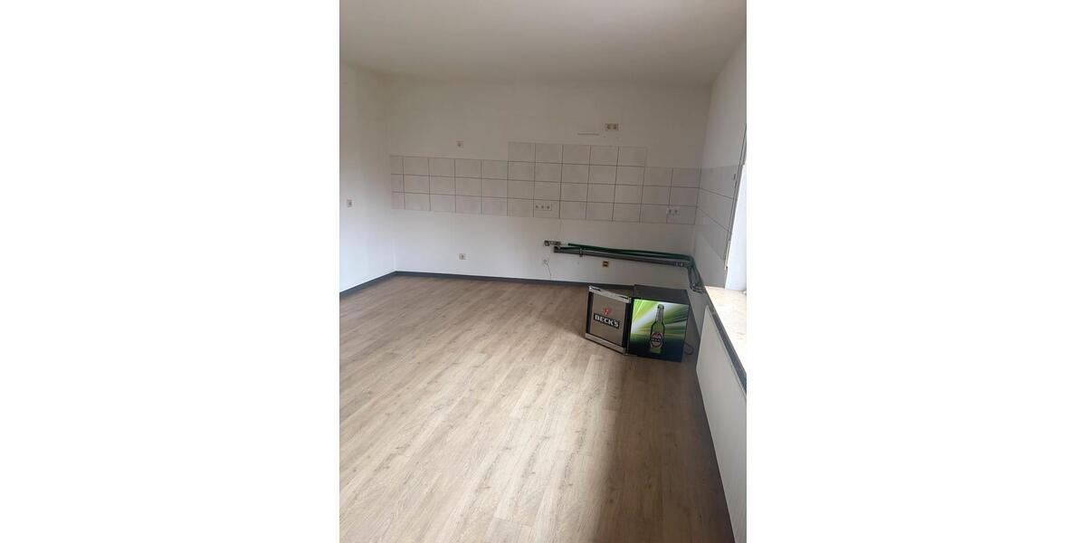 Etagenwohnung Hannover Ricklingen - 4.5 Zimmer, 127 m&sup2;, 920&euro; | Angebot:25625926