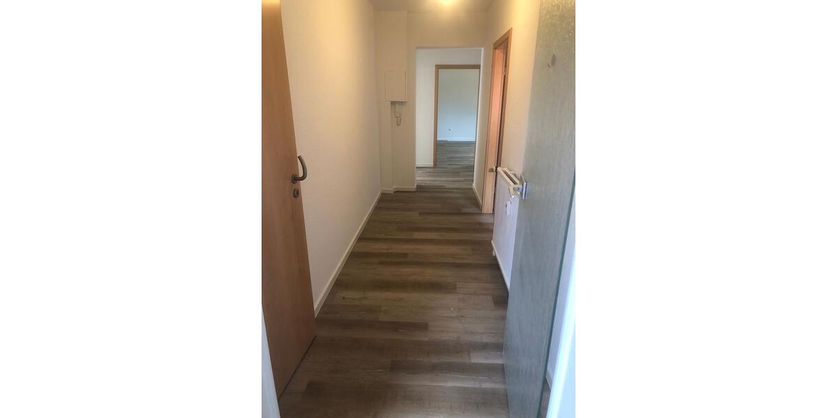 Etagenwohnung Peine - 3 Zimmer, 92 m&sup2;, 755&euro; | Angebot:25991349
