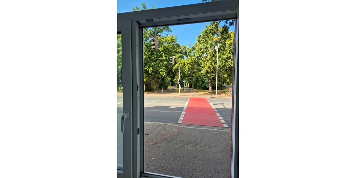 Hochparterre Hannover Linden-Limmer - 4 Zimmer, 105 m&sup2;, 299.000&euro; | Angebot:25106220