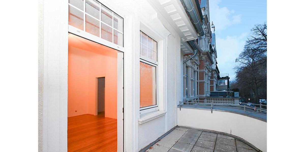 Einfamilienhaus Hildesheim - 11 Zimmer, 360 m&sup2;, 2.500&euro; | Angebot:25415382