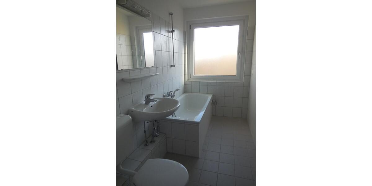 Etagenwohnung Salzgitter Ortschaft Nord - 3 Zimmer, 74 m&sup2;, 400&euro; | Angebot:23566996