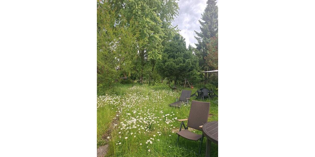 Dachgeschoßwohnung Sarstedt - 4 Zimmer, 86 m&sup2;, 50&euro; | Angebot:24408482