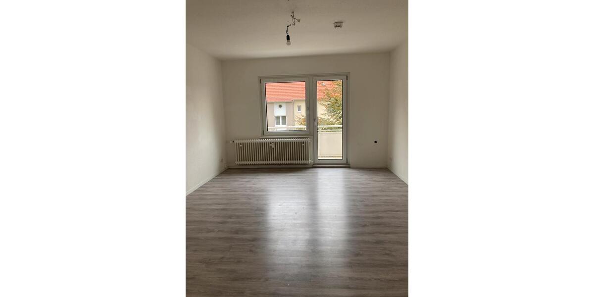 Etagenwohnung Salzgitter - 3 Zimmer, 65 m&sup2;, 392&euro; | Angebot:24713681