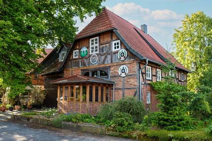 Haus Hohenhameln - 11 Zimmer, 190 m&sup2;, 320.000&euro; | Angebot:26991104