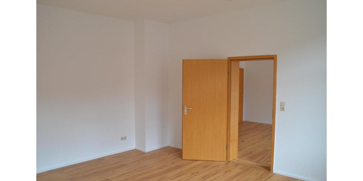 Etagenwohnung Delligsen - 3 Zimmer, 80 m&sup2;, 390&euro; | Angebot:24451083
