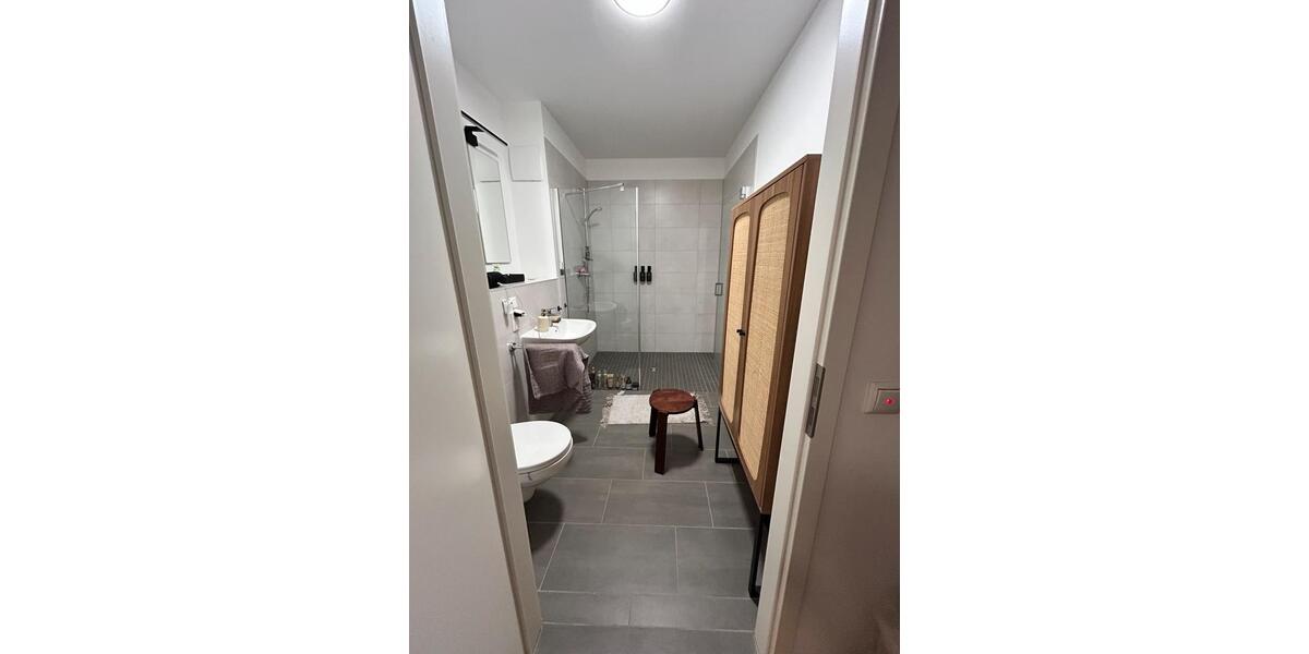 Etagenwohnung Hannover Linden-Limmer - 2 Zimmer, 61 m&sup2;, 1.178&euro; | Angebot:25633509