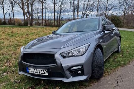 INFINITI Q50 154.000 km 14.900 &euro; Sarstedt 31157