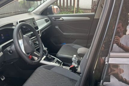 VW T-Roc 1.750 km 27.150 &euro; Gronau 31028