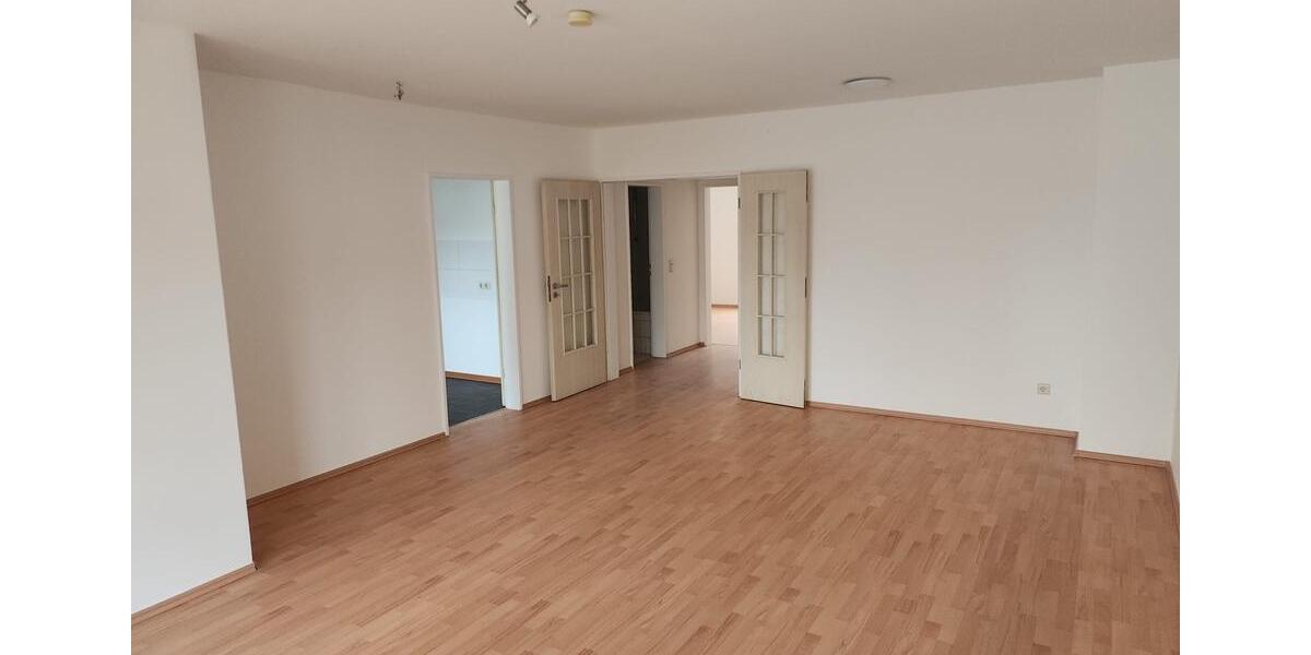 Erdgeschoßwohnung Hildesheim - 2 Zimmer, 62 m&sup2;, 650&euro; | Angebot:25907412