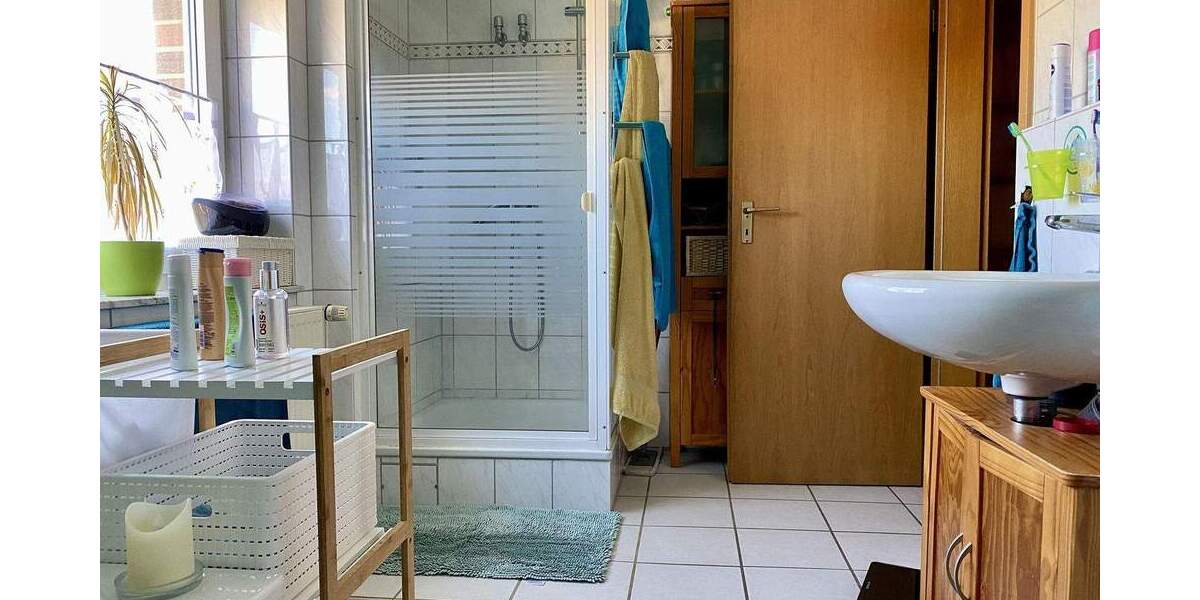 Doppelhaushälfte Giesen - 4 Zimmer, 98 m&sup2;, 298.000&euro; | Angebot:25821900