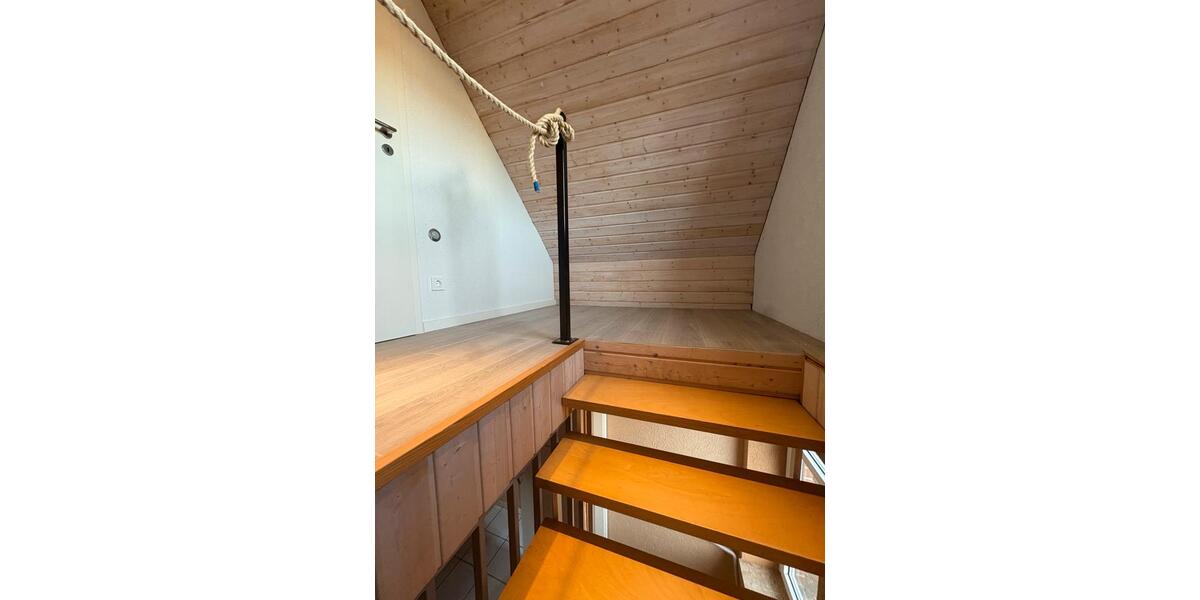 Etagenwohnung Lehrte - 4 Zimmer, 102 m&sup2;, 900&euro; | Angebot:25179397