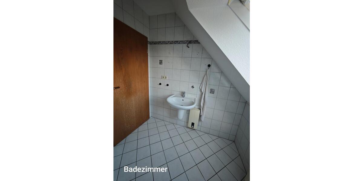 Dachgeschoßwohnung Peine Südstadt - 3 Zimmer, 67 m&sup2;, 675&euro; | Angebot:26610295