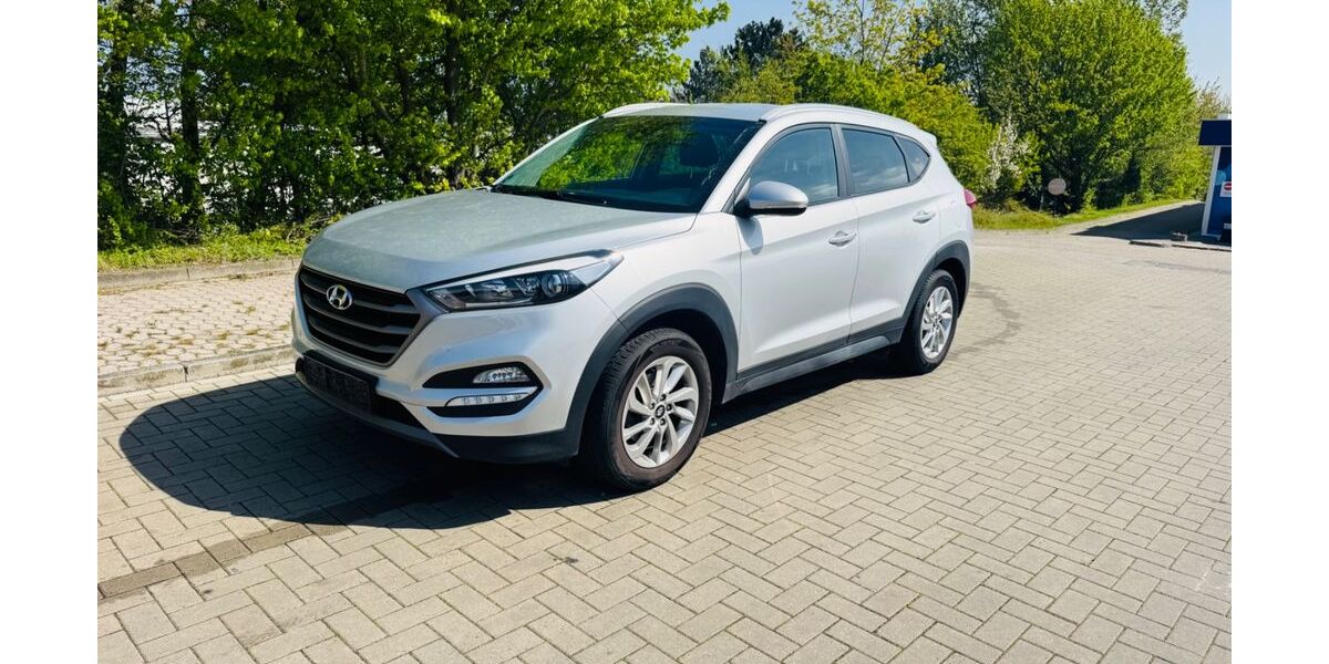 Hyundai TUCSON 78.366 km 12.999 &euro; Burgdorf 38272