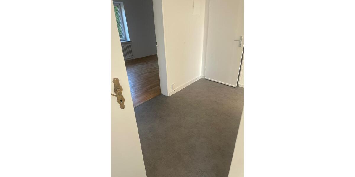 Erdgeschoßwohnung Springe - 3 Zimmer, 70 m&sup2;, 540&euro; | Angebot:25995449