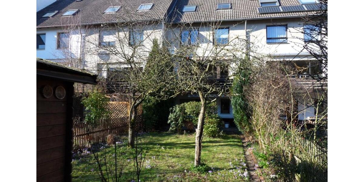 Reihenhaus Hannover Buchholz-Kleefeld - 7 Zimmer, 180 m&sup2;, 520.000&euro; | Angebot:25086228