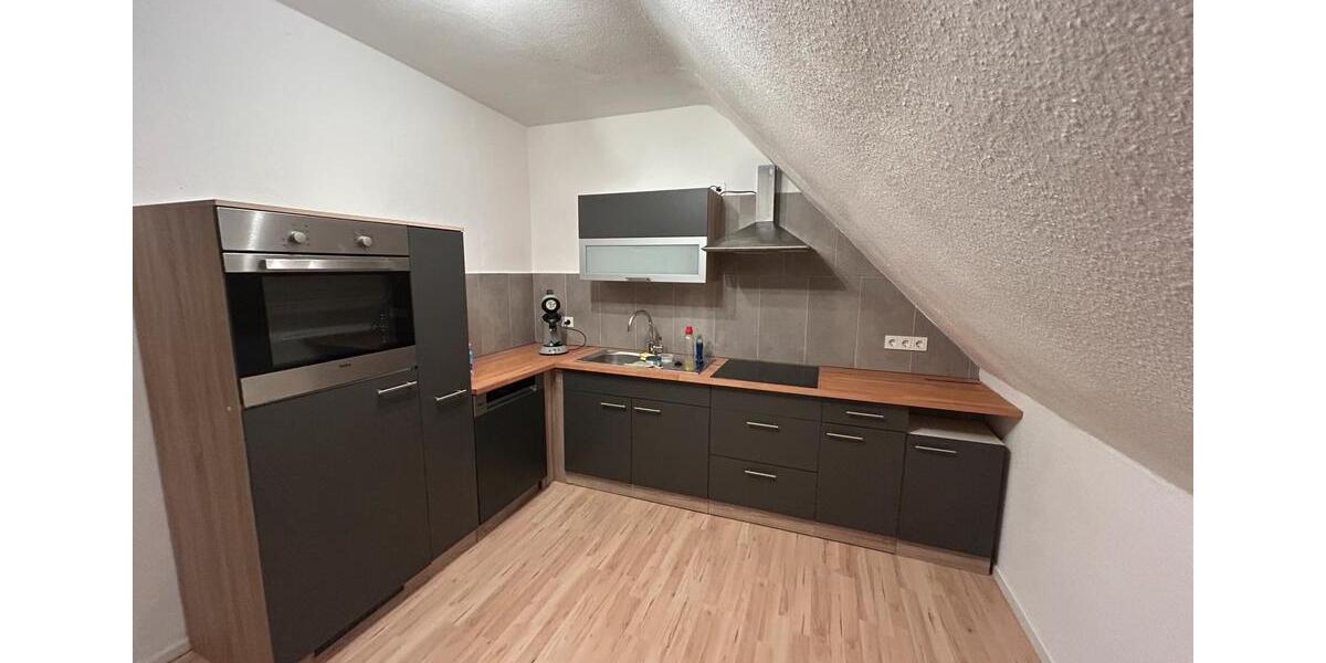 Dachgeschoßwohnung Alfeld (Leine) - 2 Zimmer, 63 m&sup2;, 899&euro; | Angebot:25943341