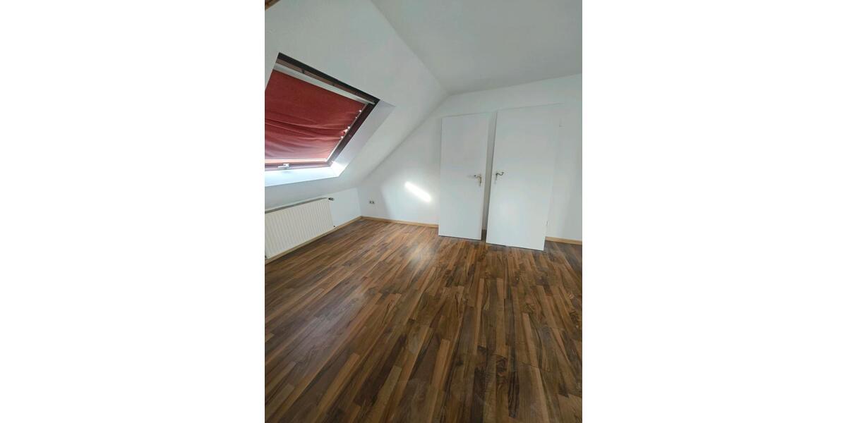 Dachgeschoßwohnung Coppenbrügge - 1.5 Zimmer, 60 m&sup2;, 550&euro; | Angebot:25963608