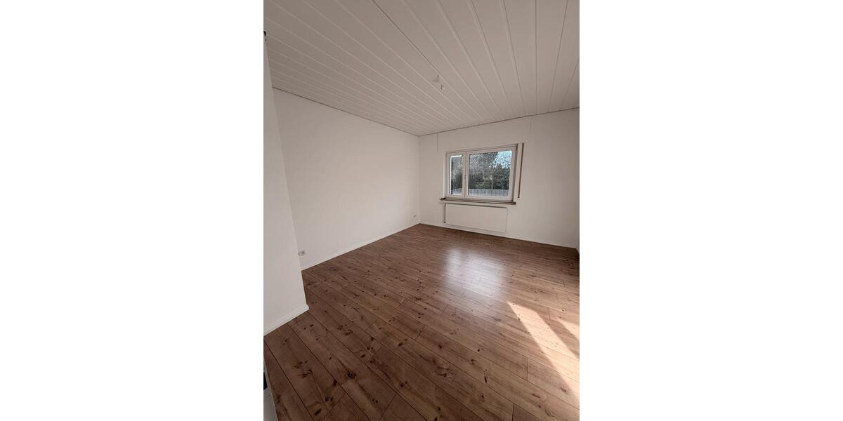 Erdgeschoßwohnung Peine Südstadt - 5 Zimmer, 155 m&sup2;, 1.755&euro; | Angebot:25309992