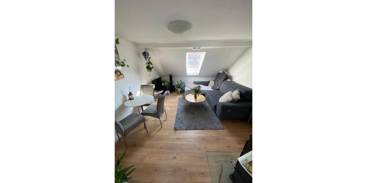 Dachgeschoßwohnung Hannover Linden-Limmer - 2.5 Zimmer, 51 m&sup2;, 700&euro; | Angebot:25968343