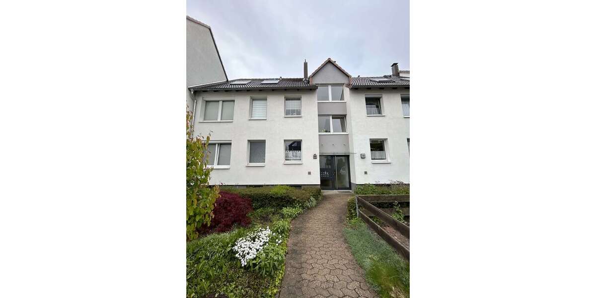 Etagenwohnung Hildesheim Itzum-Marienburg - 3 Zimmer, 84 m&sup2;, 715&euro; | Angebot:25459034