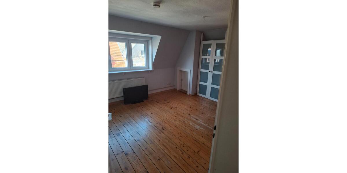 Dachgeschoßwohnung Hannover Döhren-Wülfel - 3 Zimmer, 77 m&sup2;, 285.000&euro; | Angebot:26693278