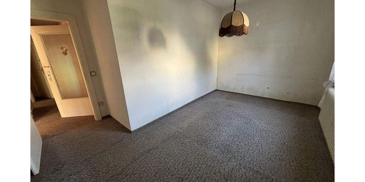 Einfamilienhaus Lehrte Ahlten - 8 Zimmer, 129 m&sup2;, 355.000&euro; | Angebot:25731751