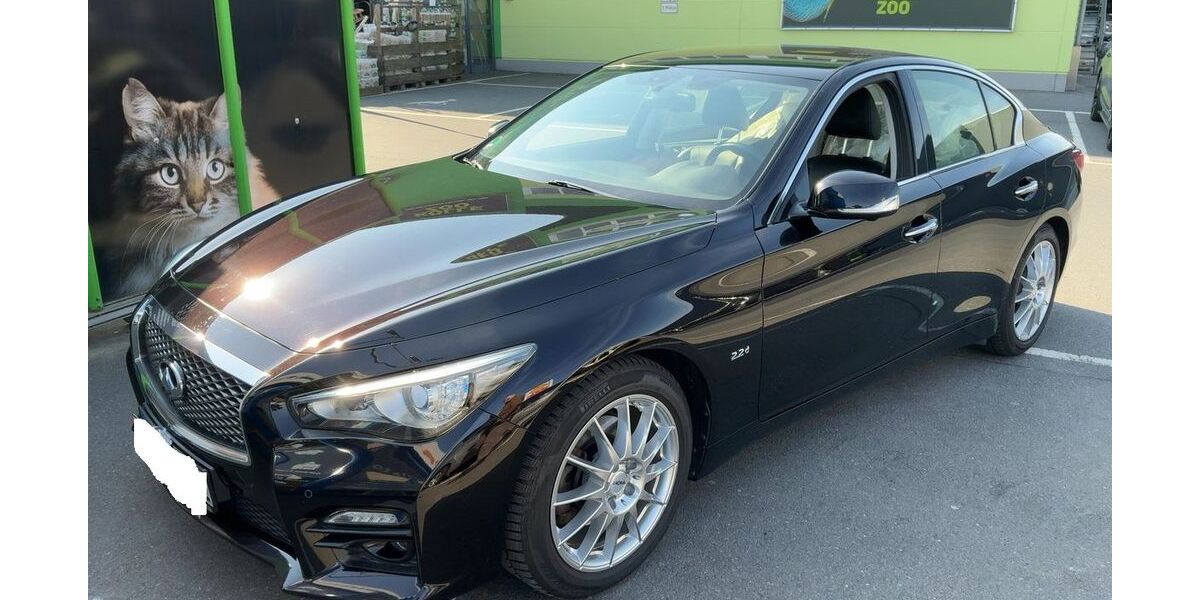 INFINITI Q50 147.000 km 13.990 &euro; Salzgitter 38226