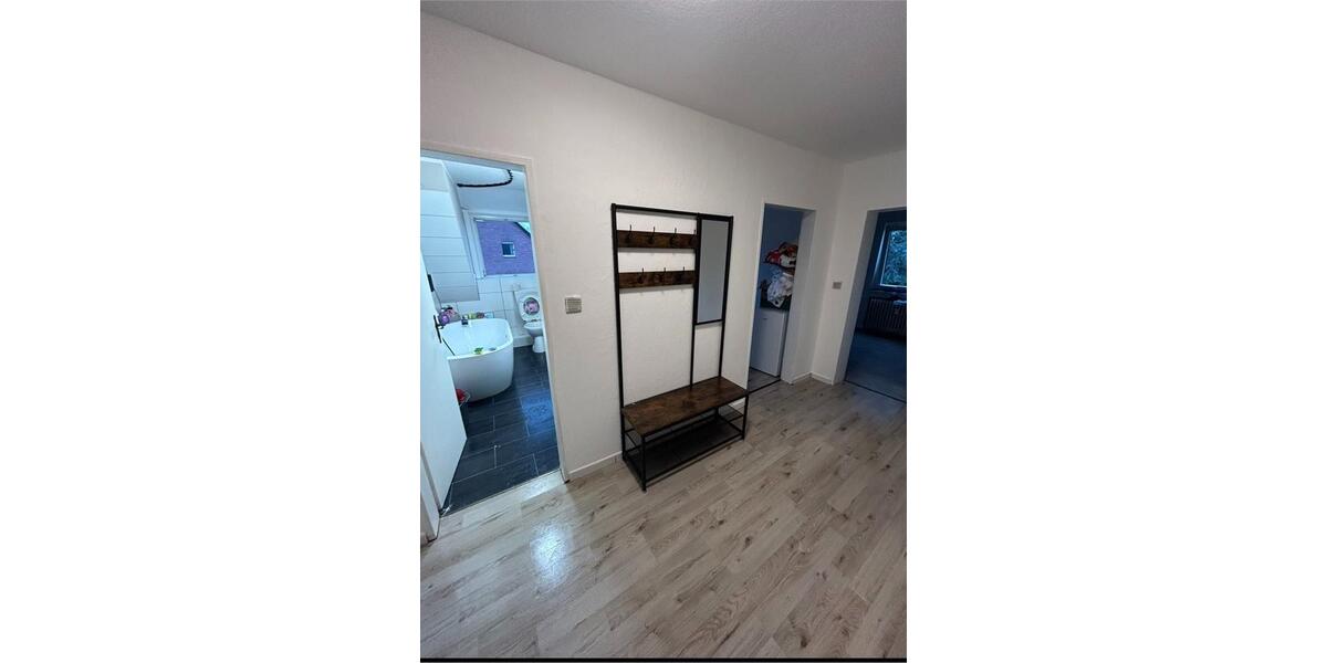 Etagenwohnung Alfeld (Leine) - 3 Zimmer, 83 m&sup2;, 700&euro; | Angebot:25919886