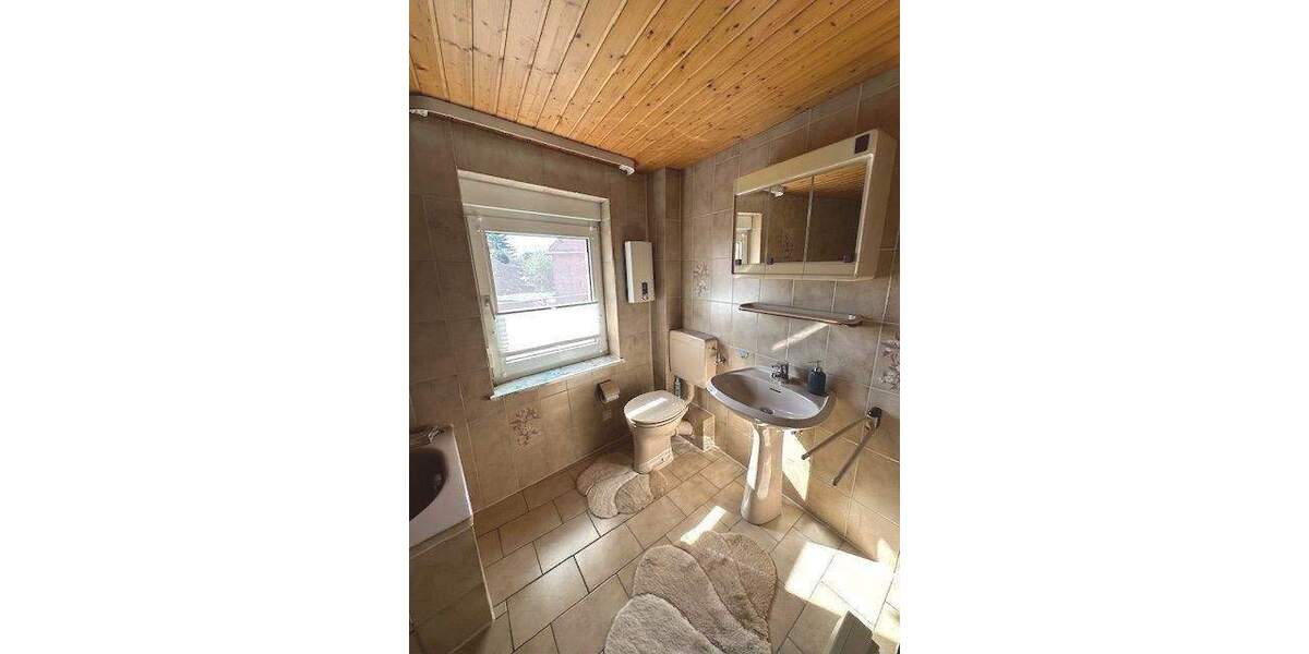 Mehrfamilienhaus, Wohnhaus Bockenem - 6 Zimmer, 163 m&sup2;, 159.000&euro; | Angebot:25687822