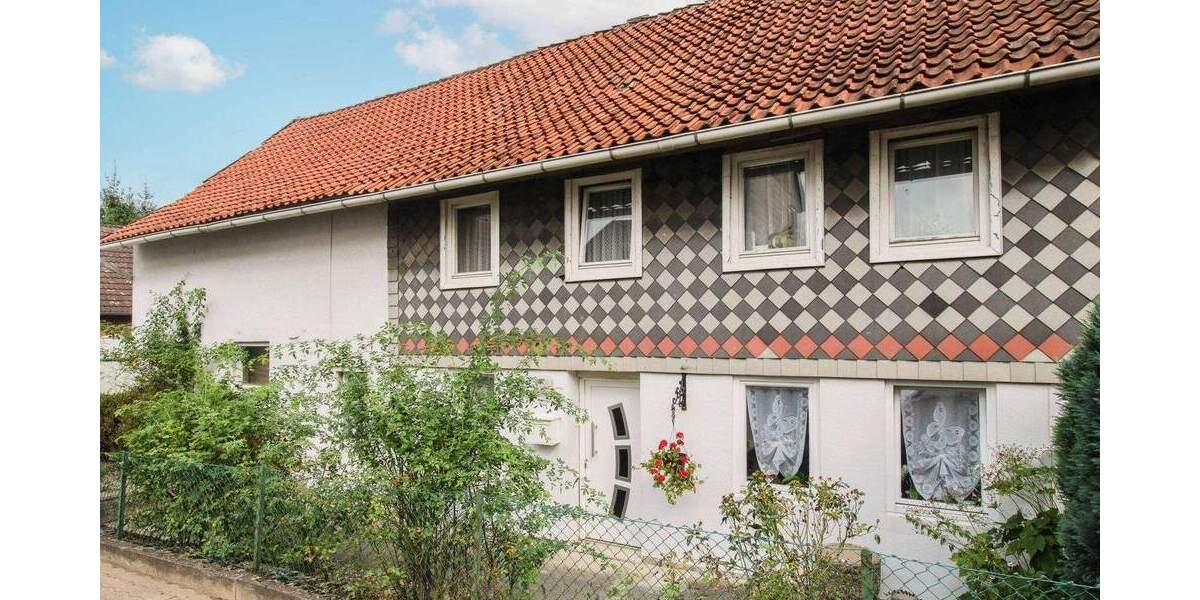 Einfamilienhaus Delligsen Varrigsen - 7 Zimmer, 143 m&sup2;, 69.000&euro; | Angebot:25715921