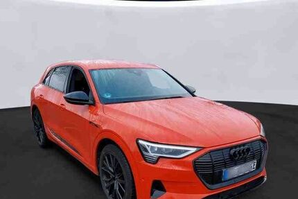 Audi e-tron 37.300 km 33.800 &euro; Salzgitter 38259