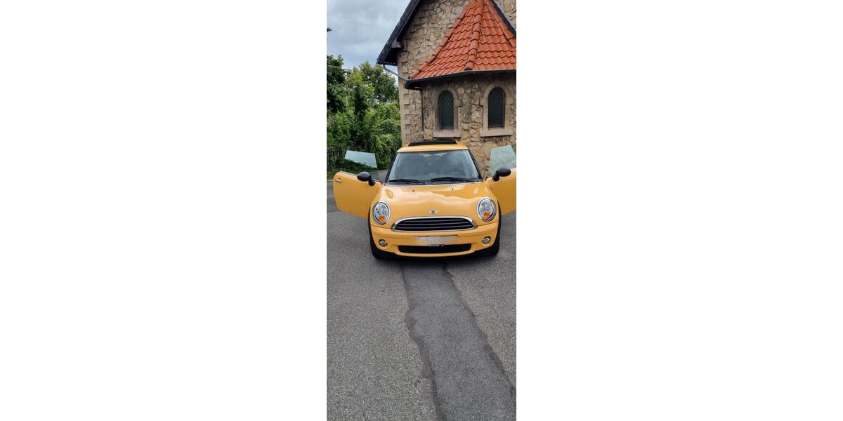 Mini ONE 93.700 km 5.800 &euro; Alfeld 31061